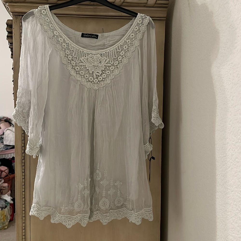 Dolce Cabo Dressy Top